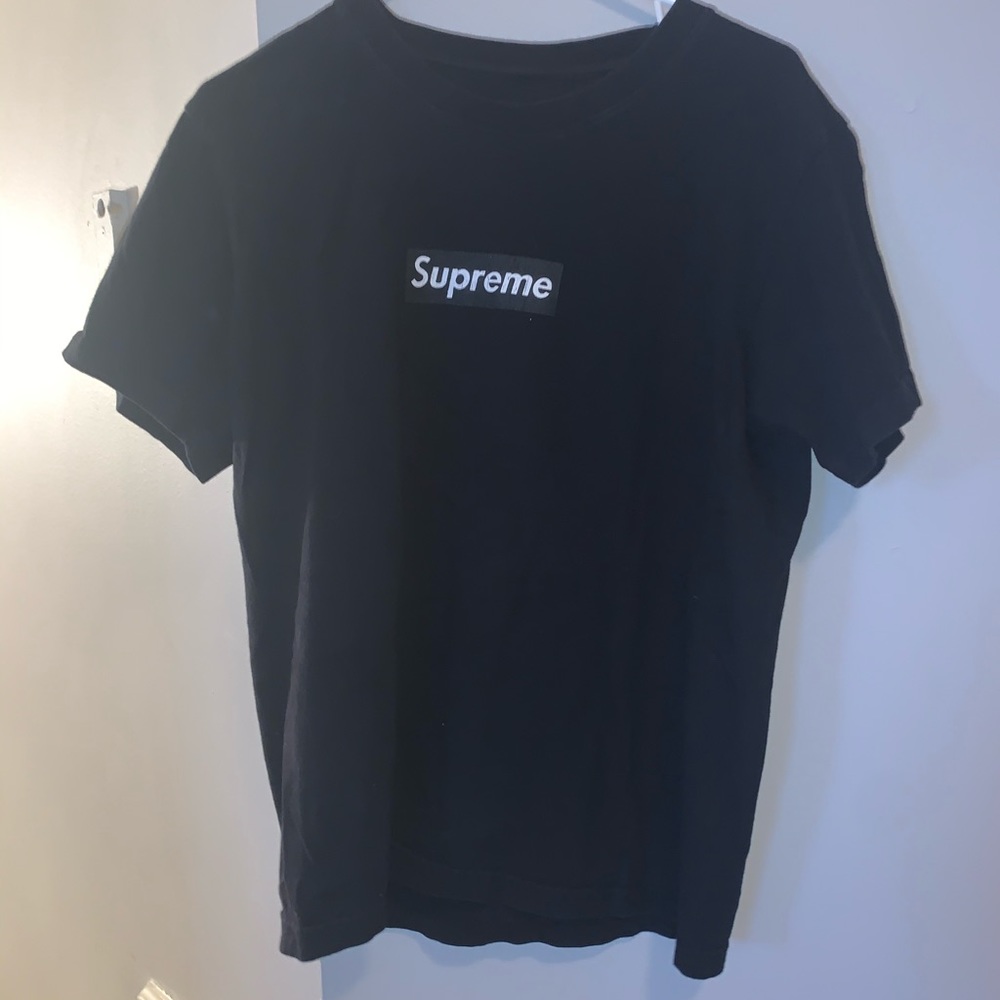 Supreme Men’s tshirt